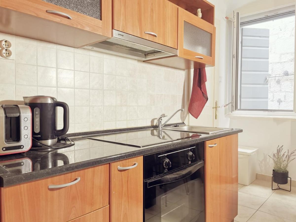 One Bedroom Apartment In The Old Town Split Extérieur photo